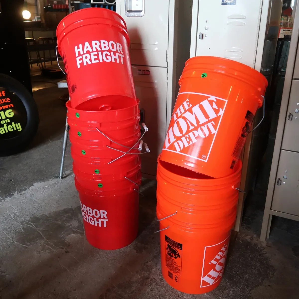 HARBOR FREIGHT バケツ 5ガロン