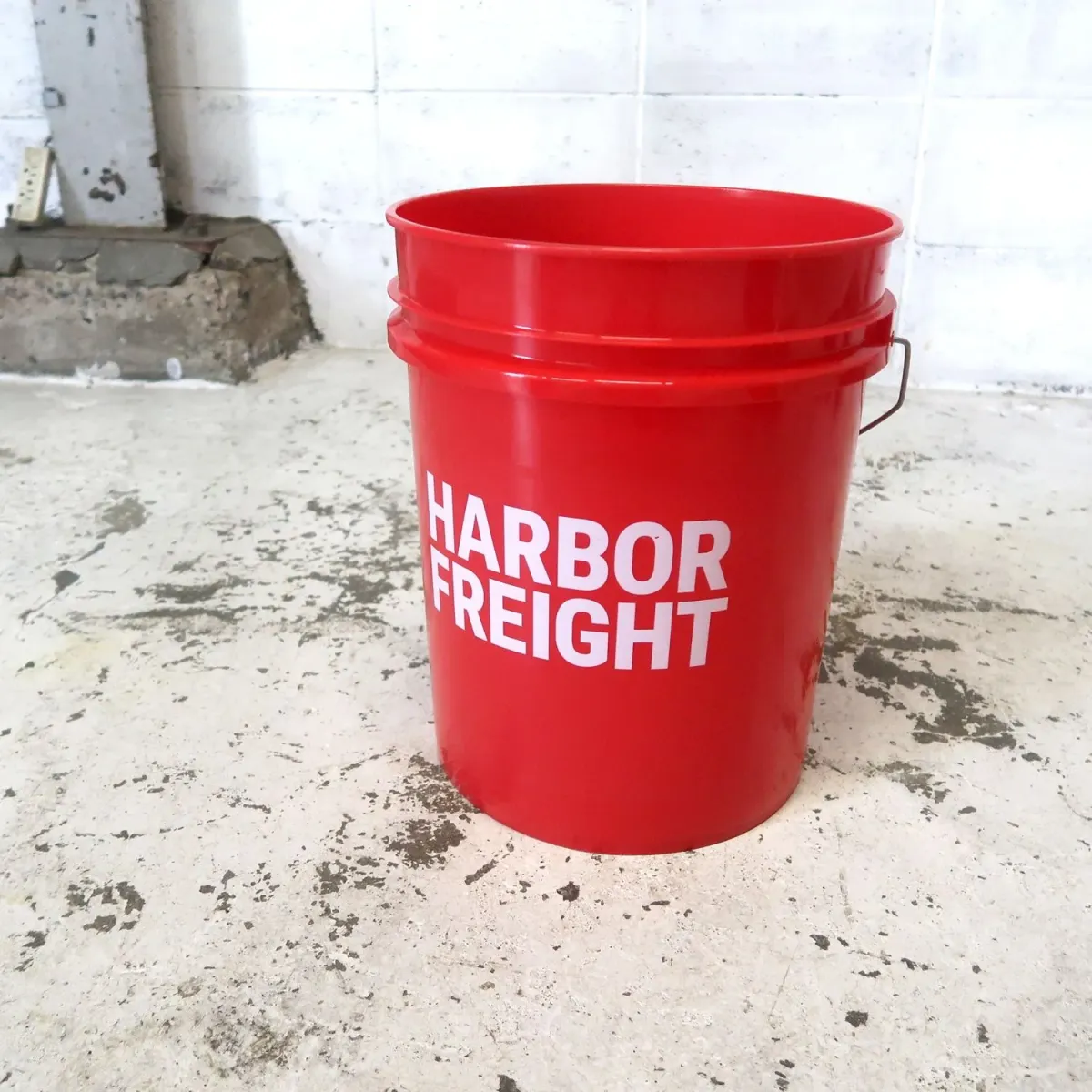 HARBOR FREIGHT バケツ 5ガロン