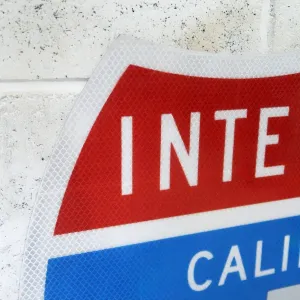 INTERSTATE CALIFORNIA 5 ロードサイン