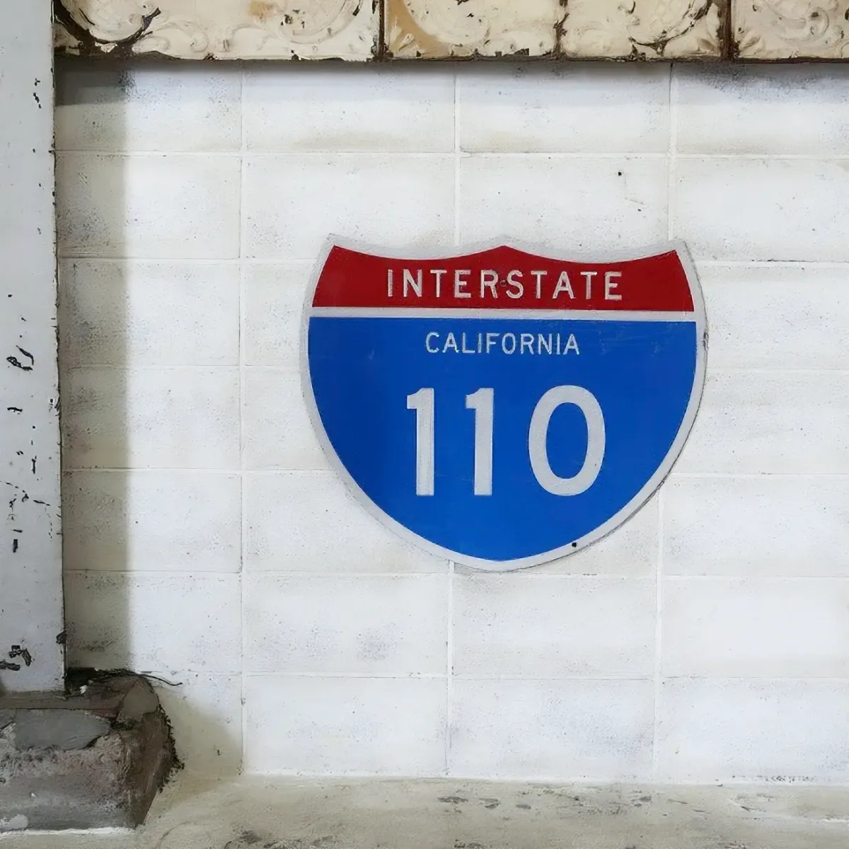 INTERSTATE CALIFORNIA 105 ロードサイン