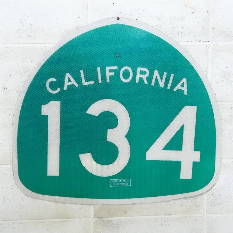 CALIFORNIA 134 ロードサイン