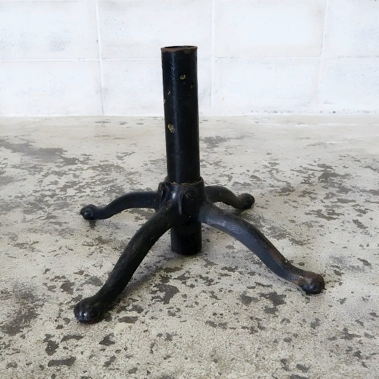 アンティーク アイアン フラッグポールスタンド ｜ glow ANTIQUES