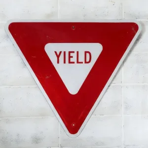 ロードサイン YIELD