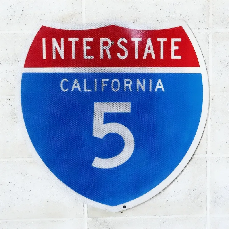 INTERSTATE CALIFORNIA 5 ロードサイン