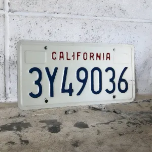 California USEDナンバープレート