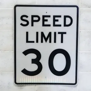 ロードサイン SPEED LIMIT 30