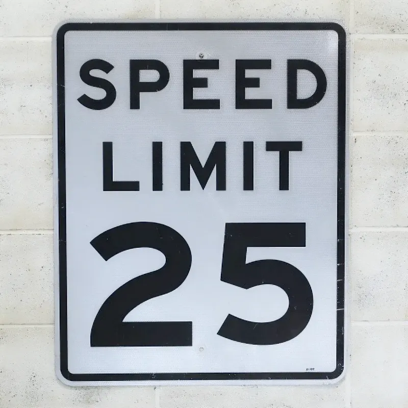 ロードサイン SPEED LIMIT 25