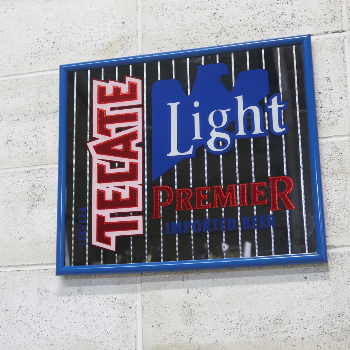 TECATE Light パブミラー