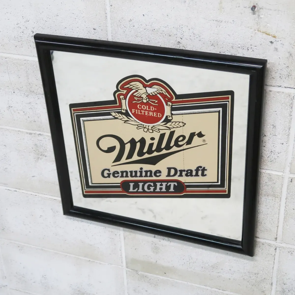 Miller LIGHT パブミラー