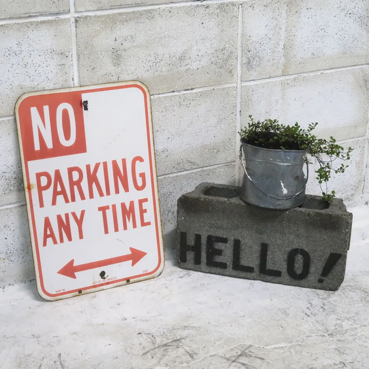 NO PARKING ロードサイン ホーロー