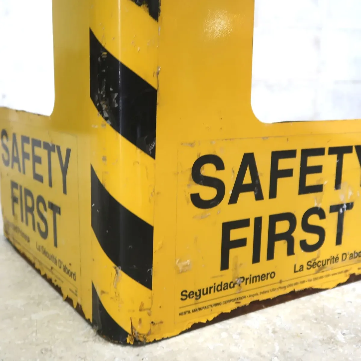 コーナーガード SAFETY FIRST