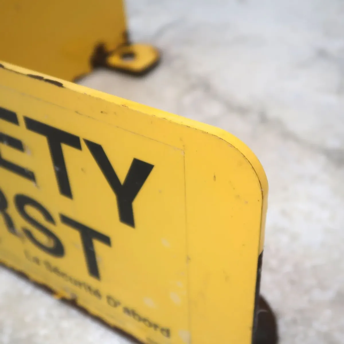 コーナーガード SAFETY FIRST