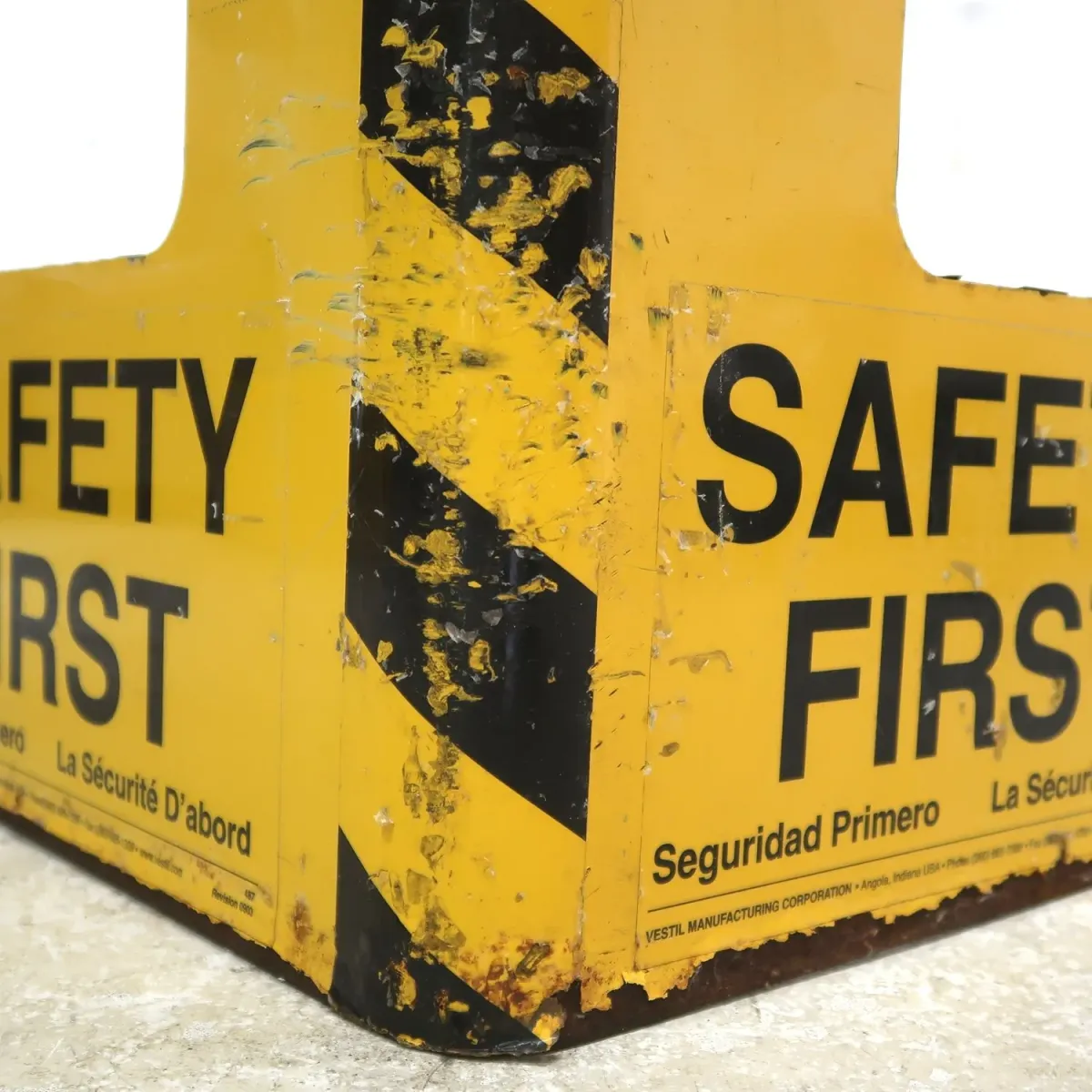 コーナーガード SAFETY FIRST