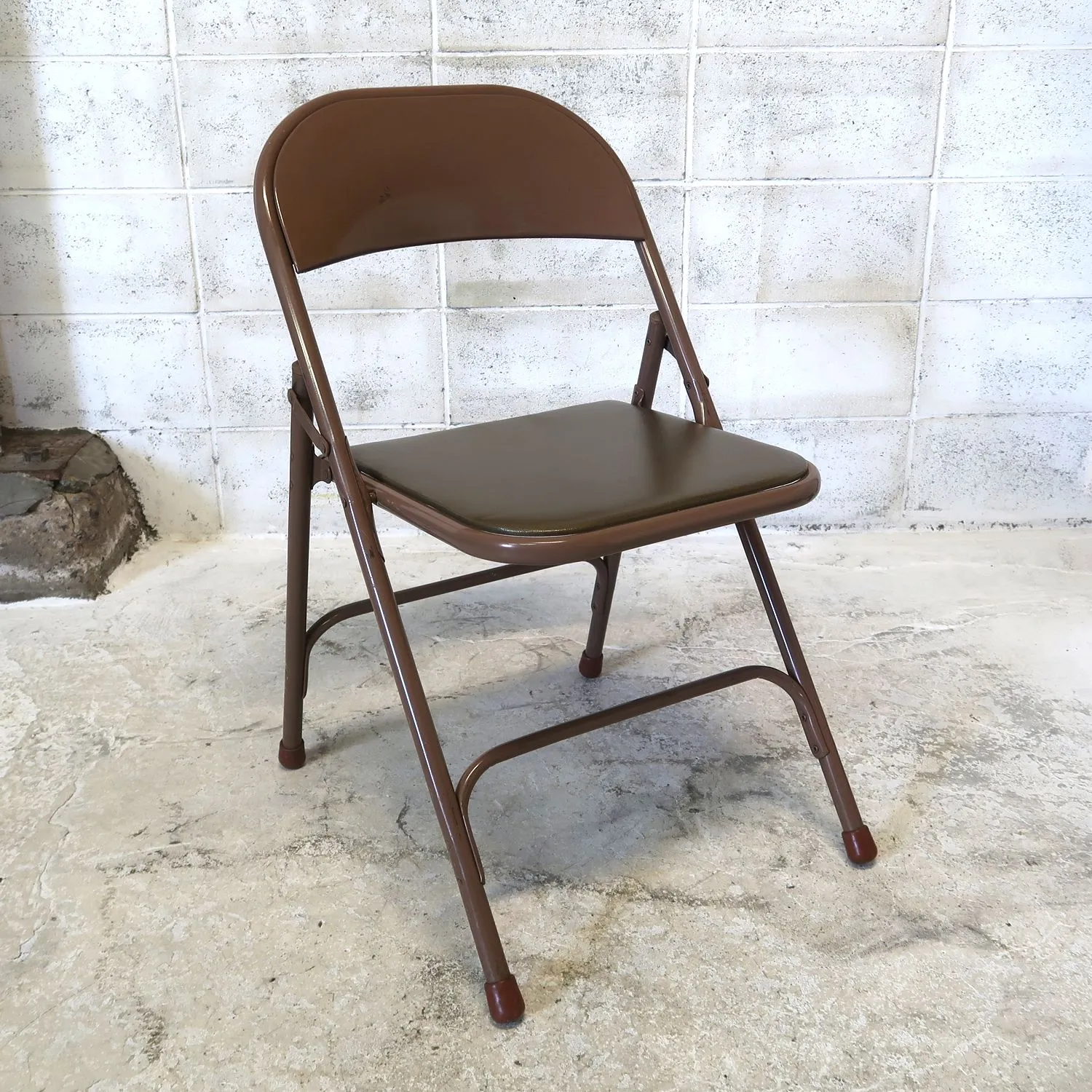 SHWAYDER BROS INC. ビンテージ フォールディングチェア ｜ glow ANTIQUES