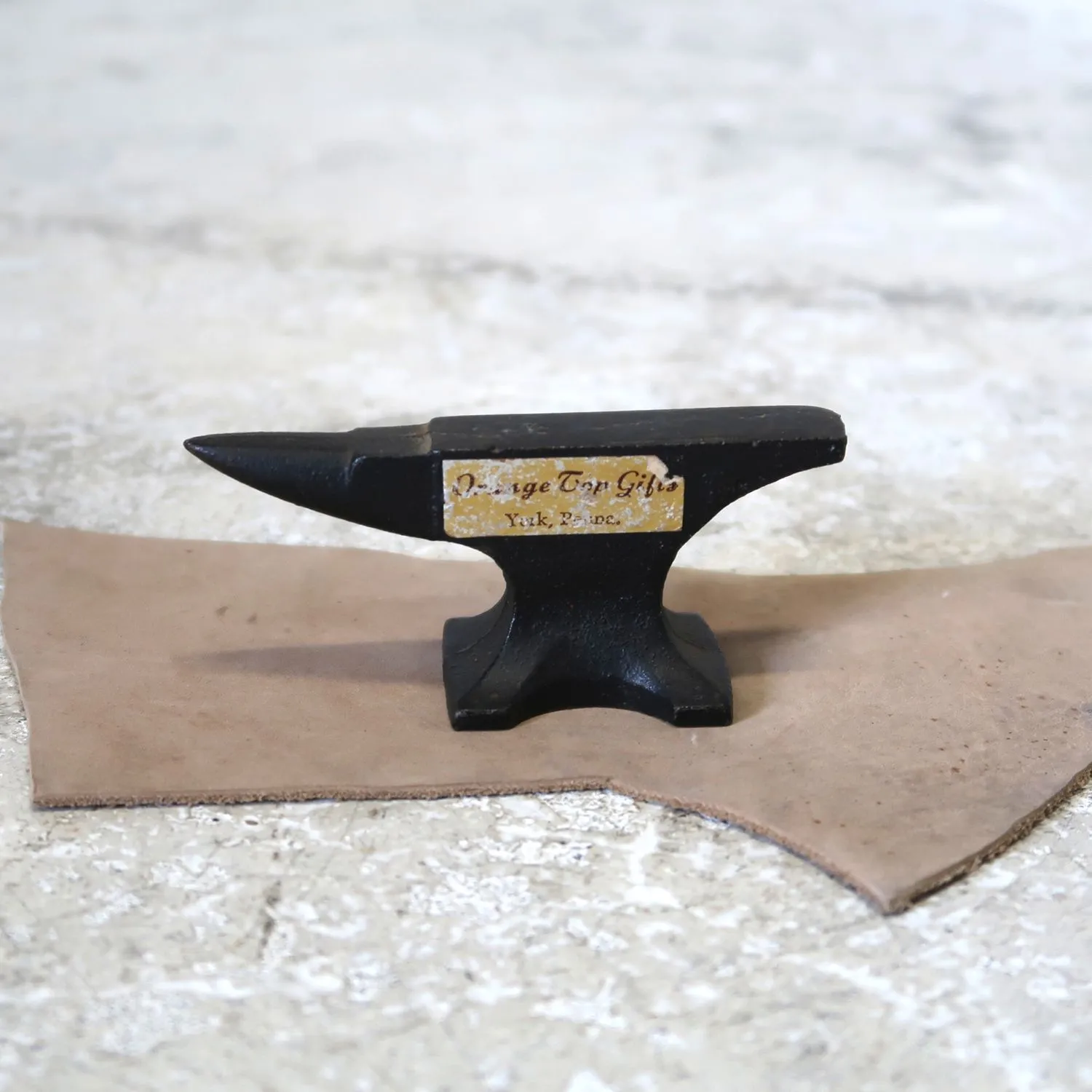ビンテージ アンビル 鉄床 ミニサイズ ｜ glow ANTIQUES