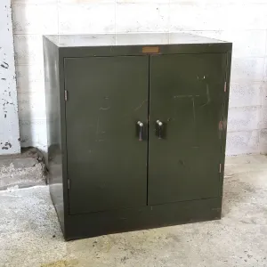 Socal Safe Company ビンテージ 大型キャビネット