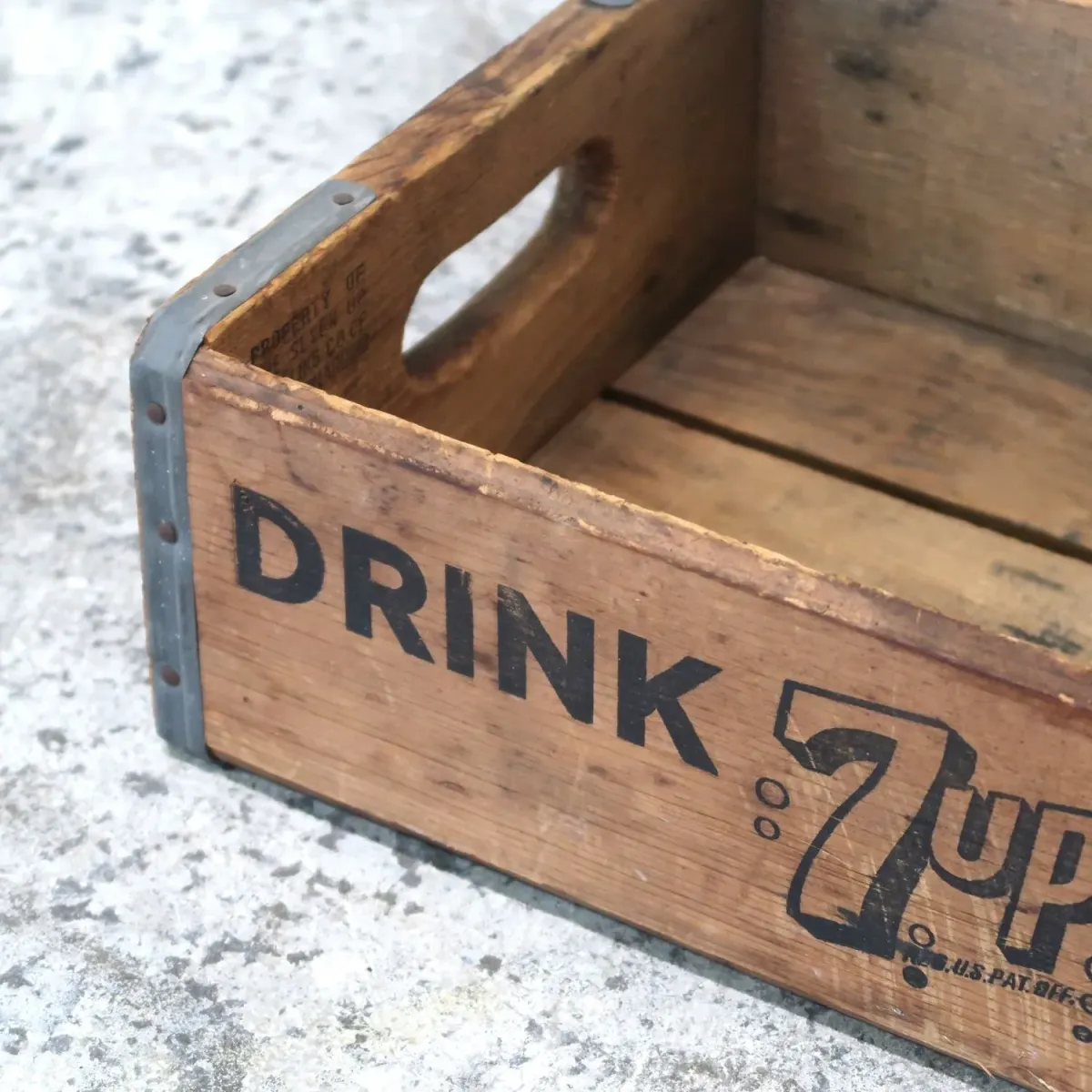 7up ビンテージ ウッドボックス