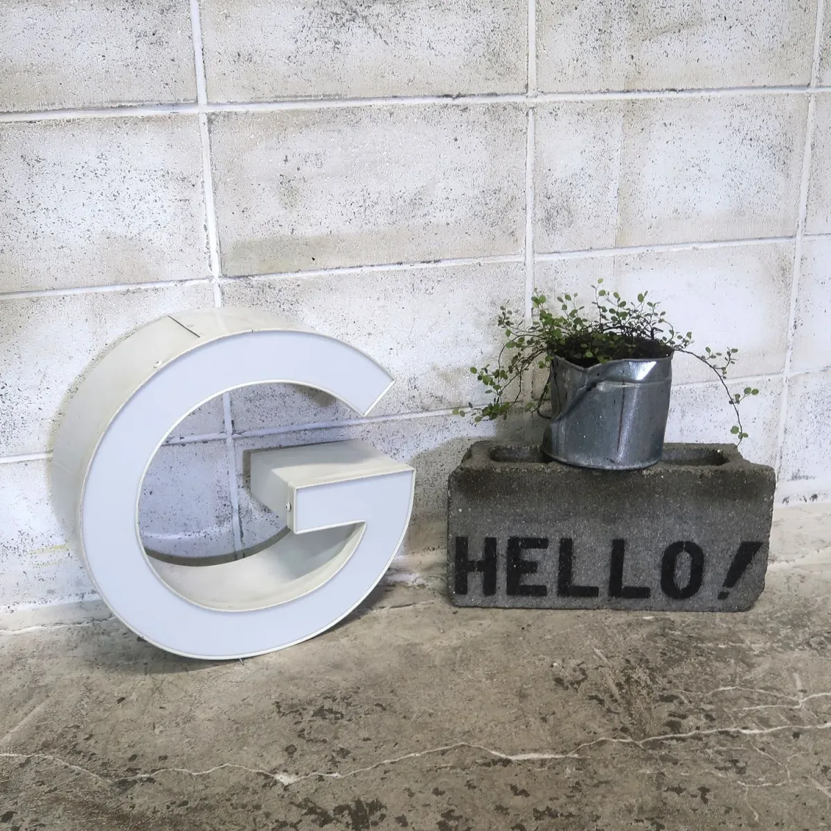 ビンテージ レターサイン G