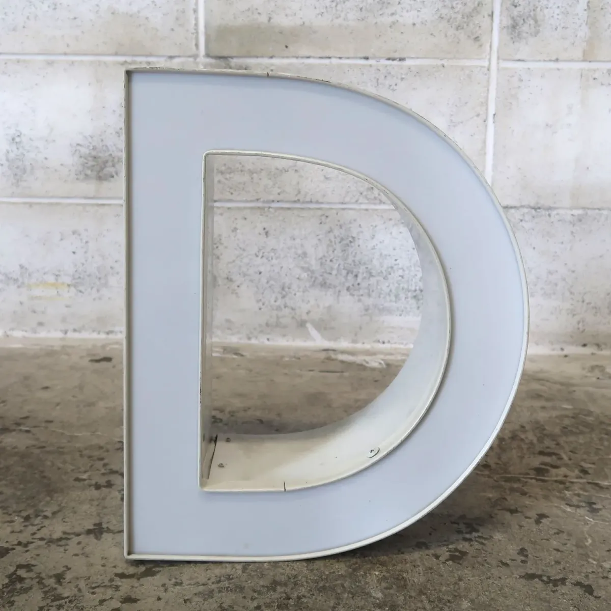 ビンテージ レターサイン D