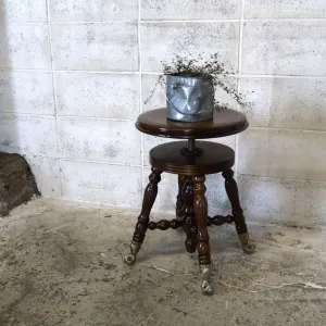アンティーク ウッドスツール イーグルクロウ