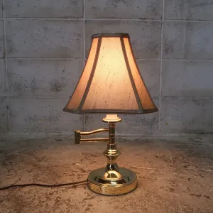 ゴールドメタル テーブルランプ