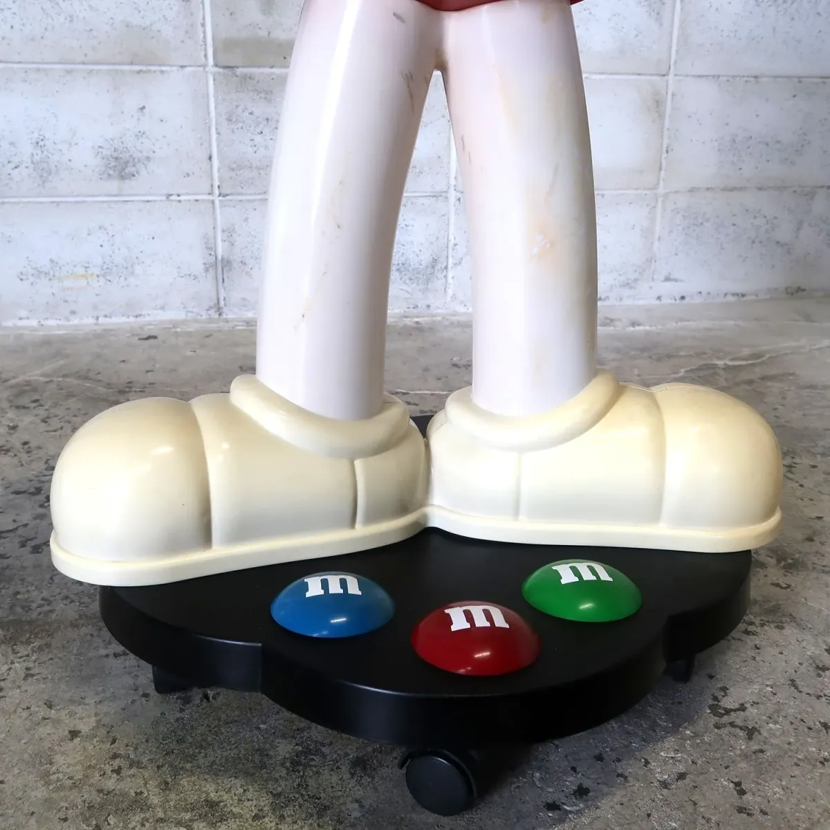 M&M's レッド 大型 ストアディスプレイ