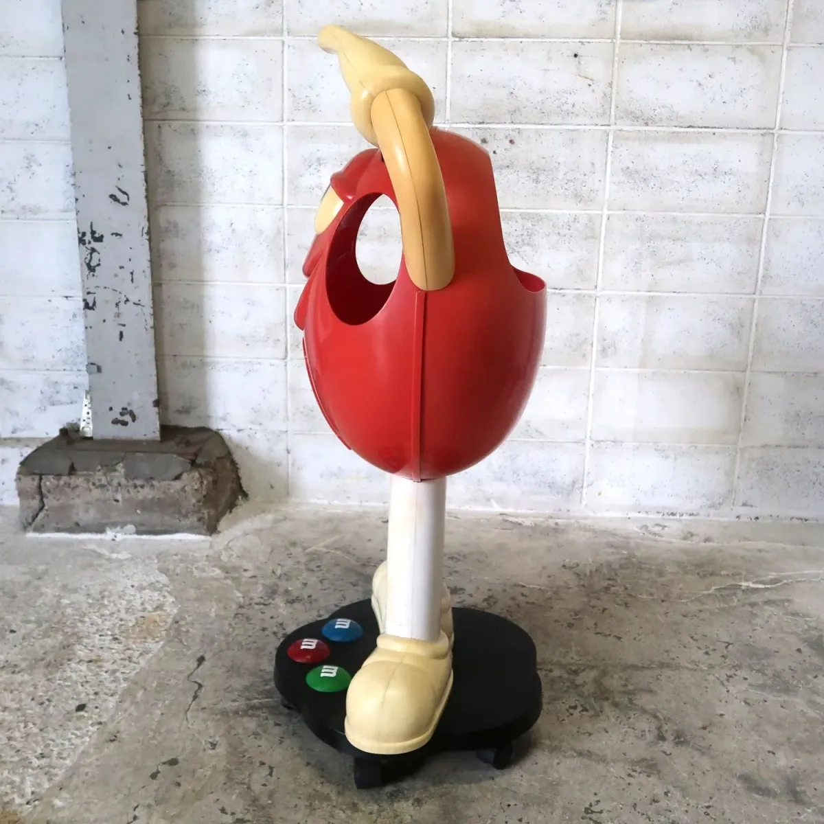 M&M's レッド 大型 ストアディスプレイ