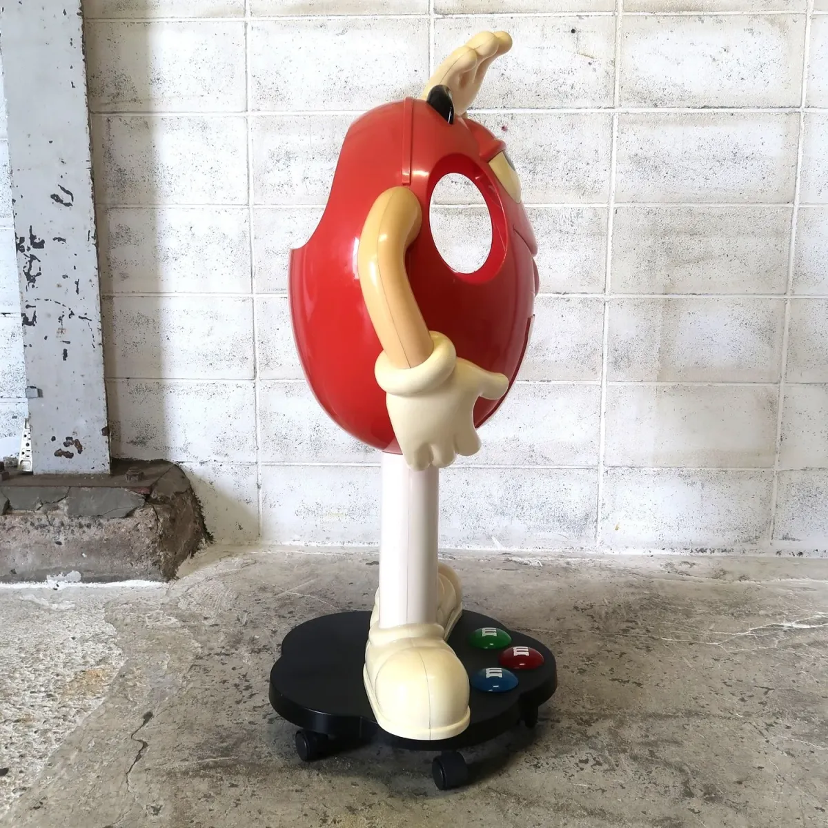 M&M's レッド 大型 ストアディスプレイ