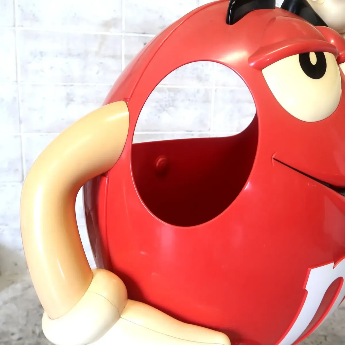 M&M's レッド 大型 ストアディスプレイ