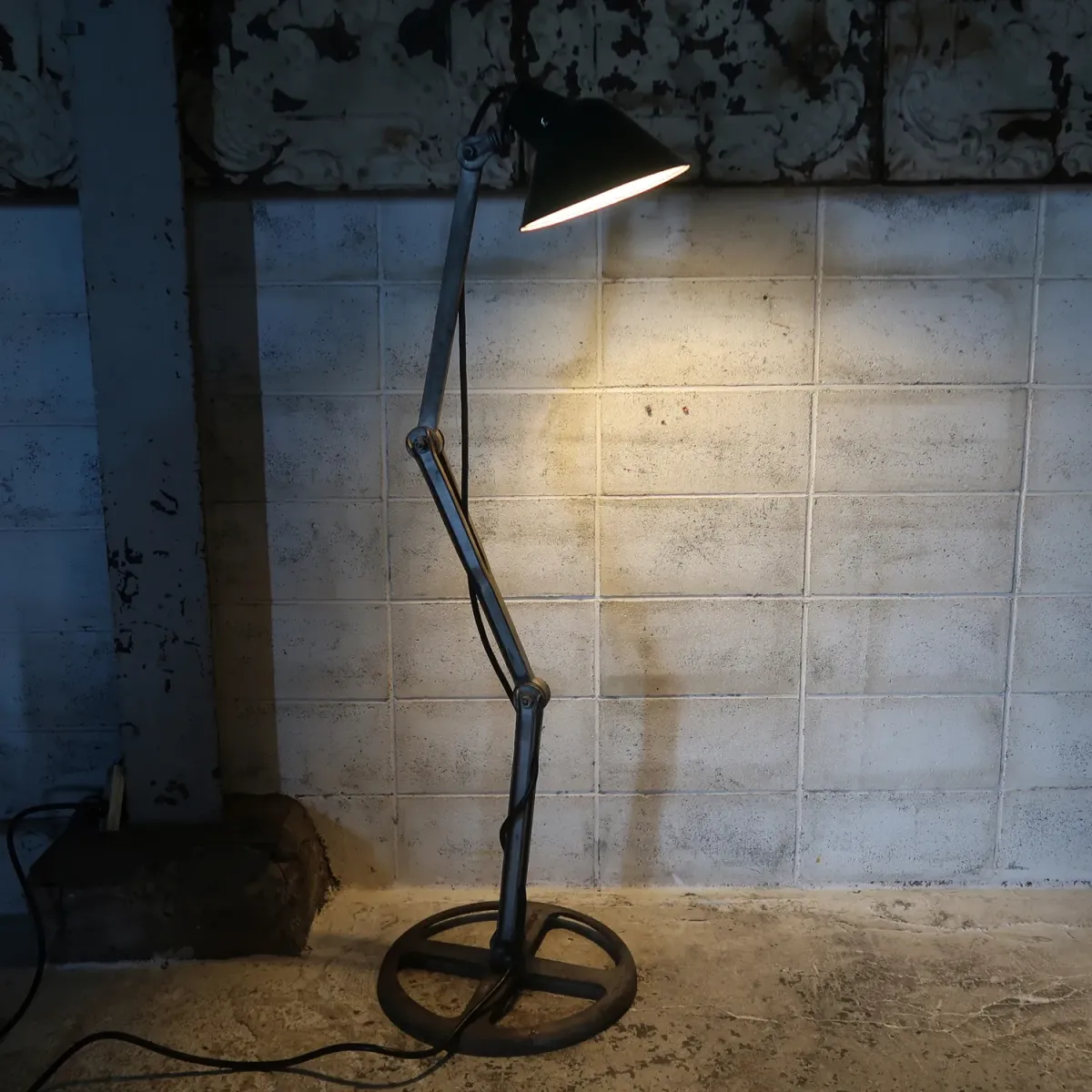 SAVE-LAMP CO. ビンテージ インダストリアル フロアランプ