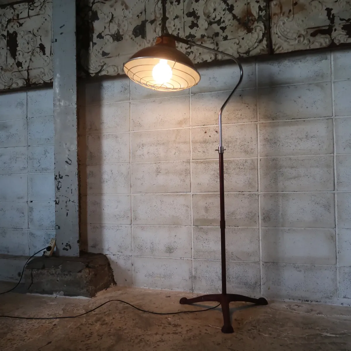 40's〜 DESERT-AIR LAMP CO. インダストリアル フロアランプ