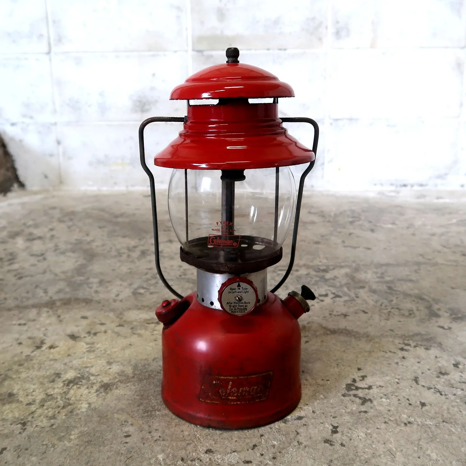 Coleman /コールマン 200Aランタン /1956年2月 1956年製 コールマン ビンテージ ランタン 200A ｜ glow ANTIQUES