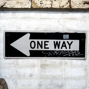 ONE WAY 大型ロードサイン