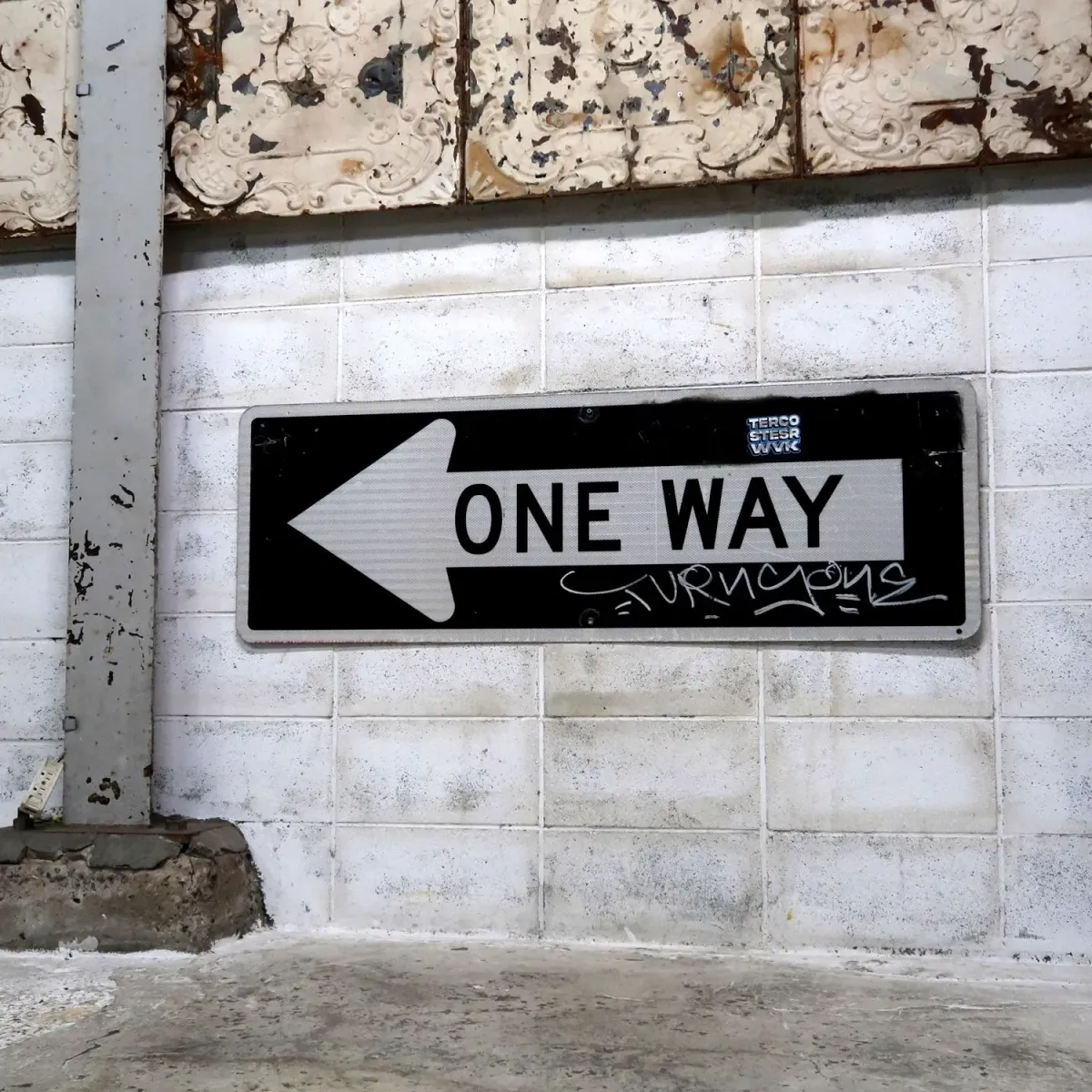 ONE WAY 大型ロードサイン