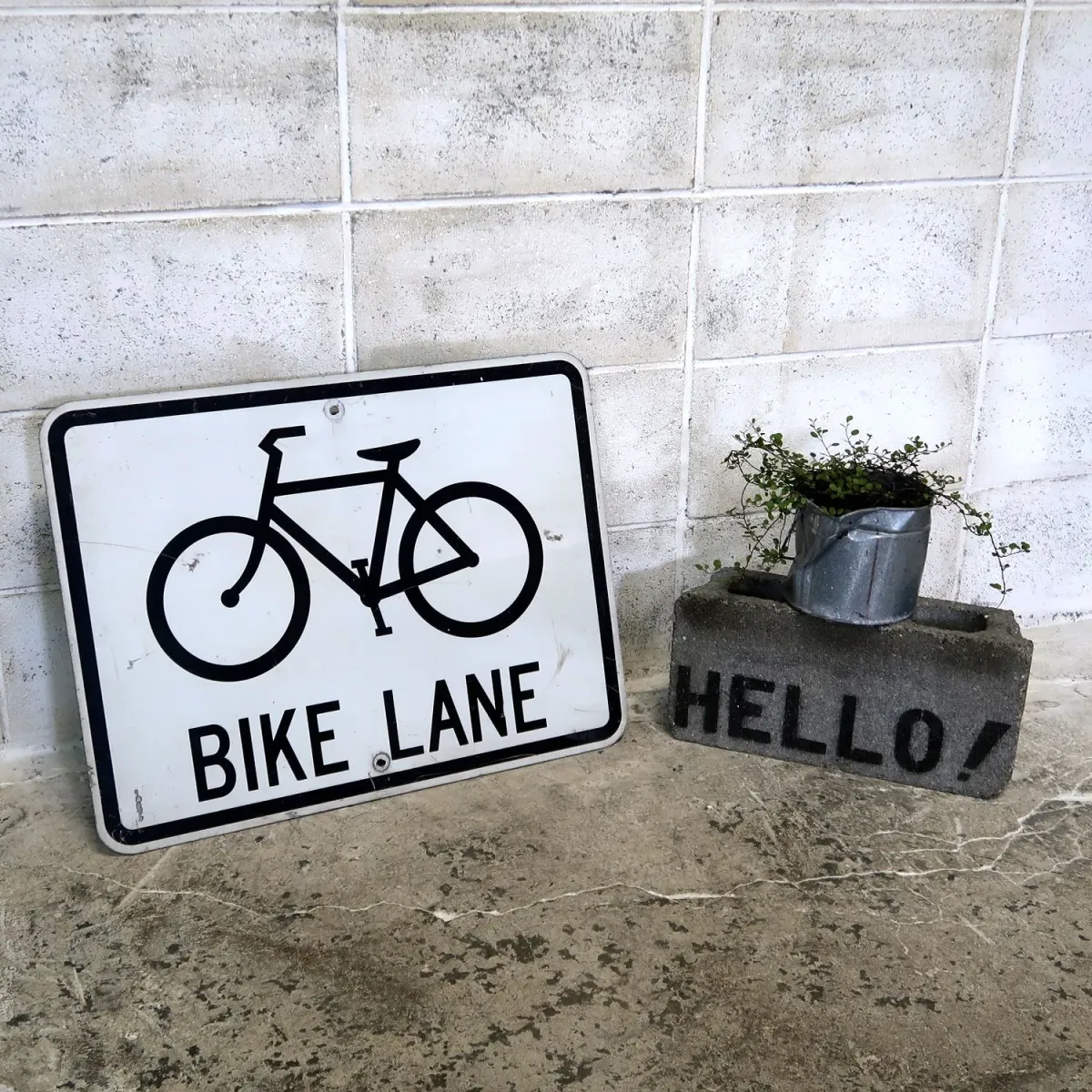 BIKE LANE ビンテージ ロードサイン