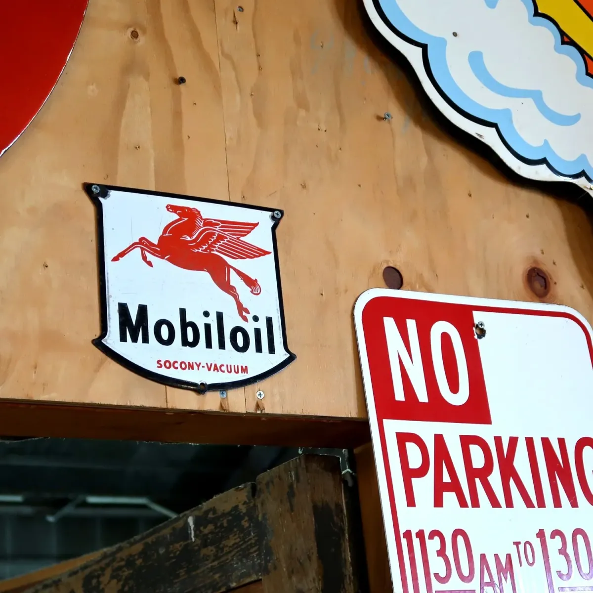 Mobiloil ホーロー看板