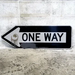 ONE WAY ロードサイン