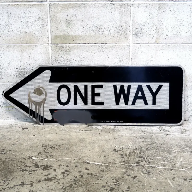 ONE WAY ロードサイン