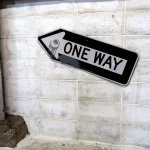ONE WAY ロードサイン
