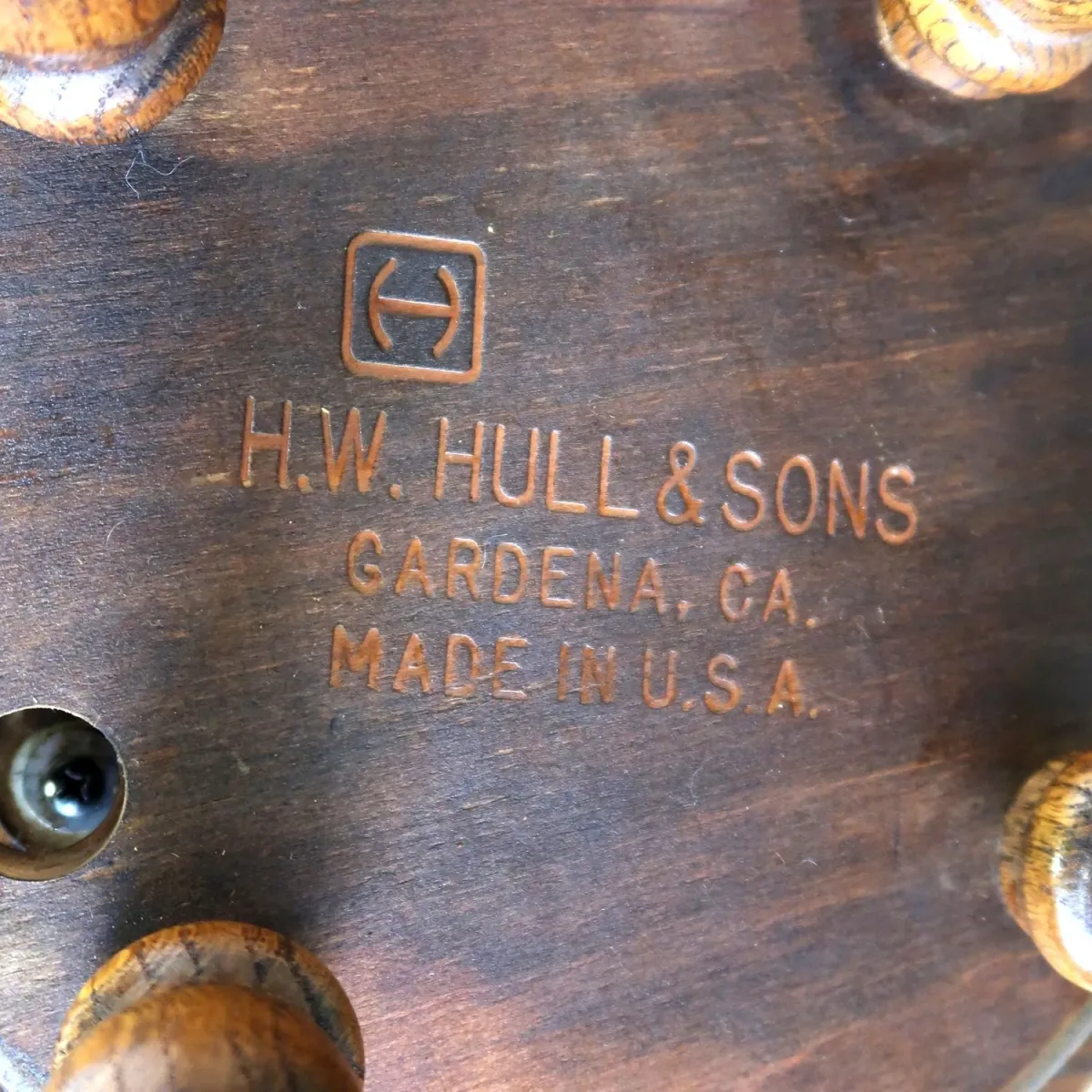 H.W. HULL & SONS アンティーク ウッドスツール オーク