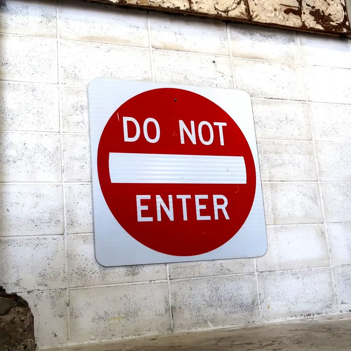 DO NOT ENTER 大型ロードサイン