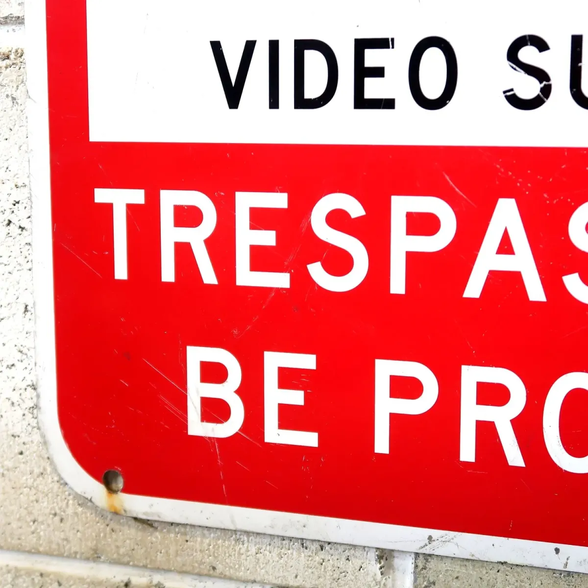 NO TRESPASSING メタルサイン