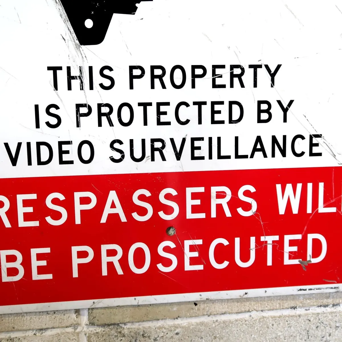 NO TRESPASSING メタルサイン