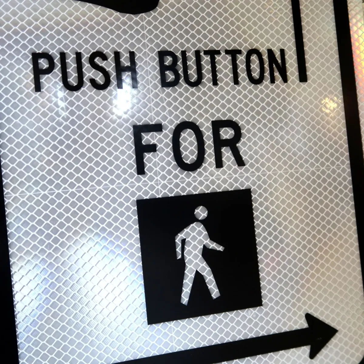 PUSH BUTTON ロードサイン