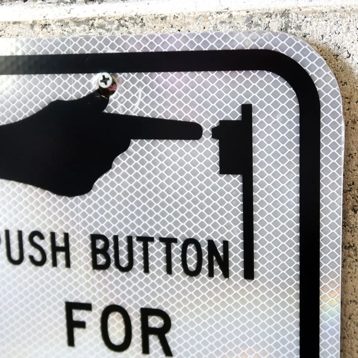 PUSH BUTTON ロードサイン
