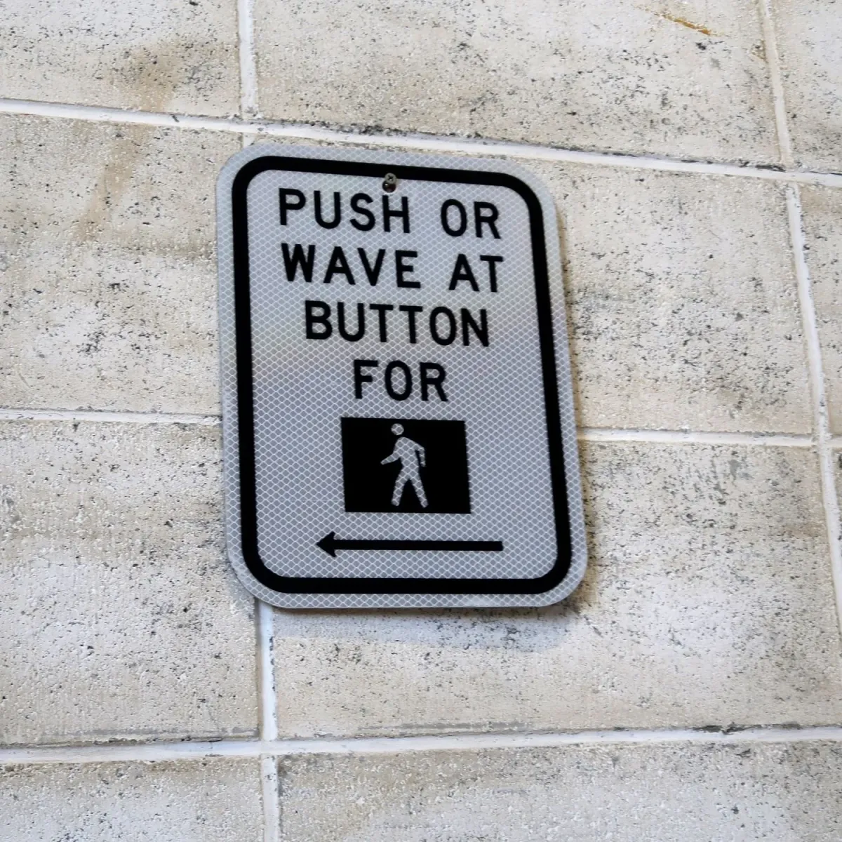 PUSH BUTTON ロードサイン
