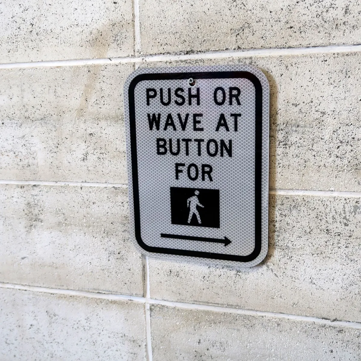 PUSH BUTTON ロードサイン