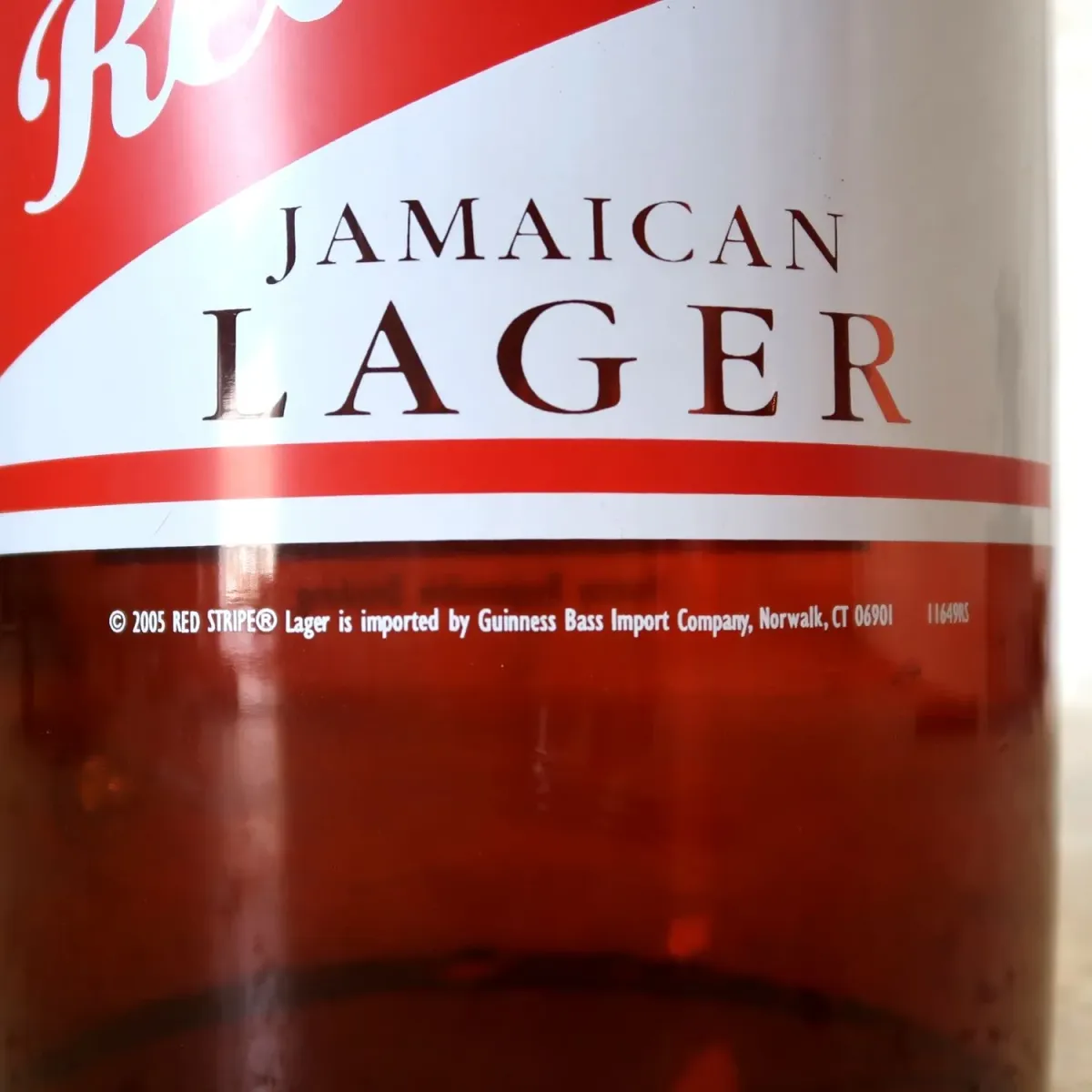 Red Stripe ビアボトル型 インフレータブル ディスプレイ