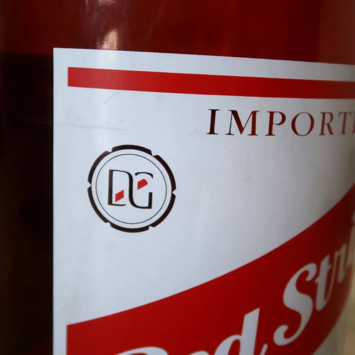 Red Stripe ビアボトル型 インフレータブル ディスプレイ