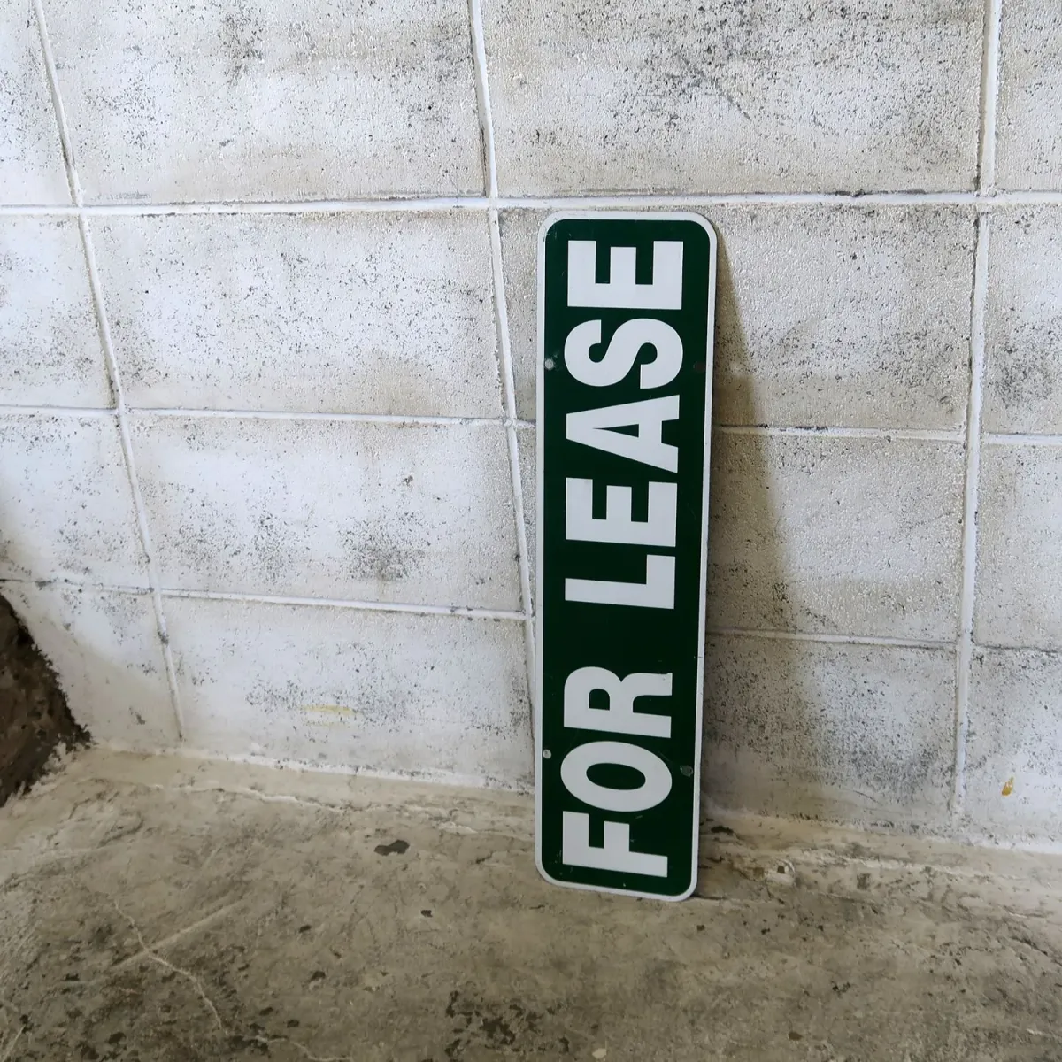 FOR LEASE メタルサイン